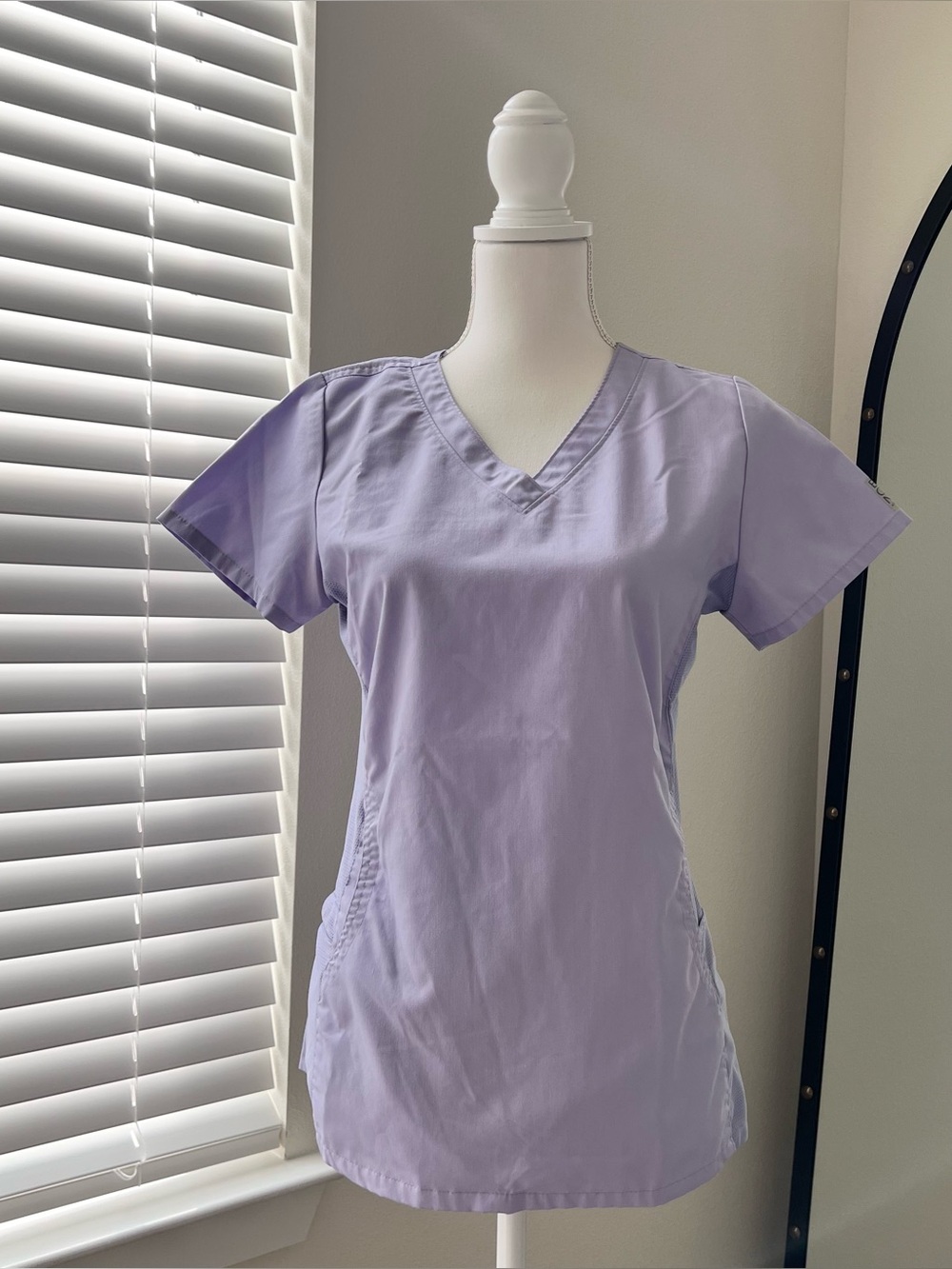 EON Active Scrub Top